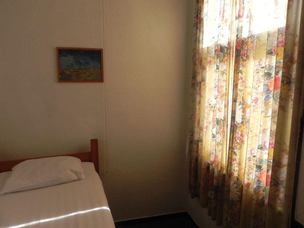 Hotel Crown Amsterdam Bagian luar foto