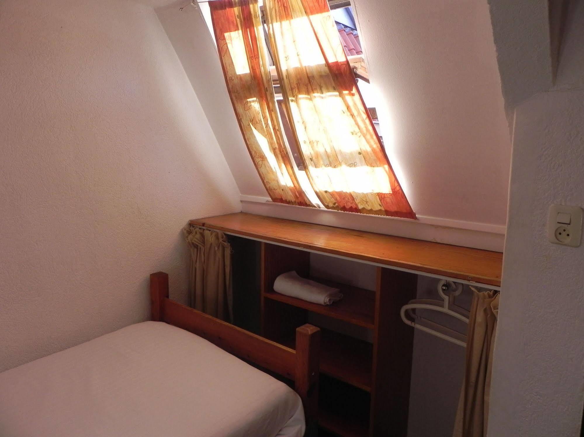 Hotel Crown Amsterdam Bagian luar foto