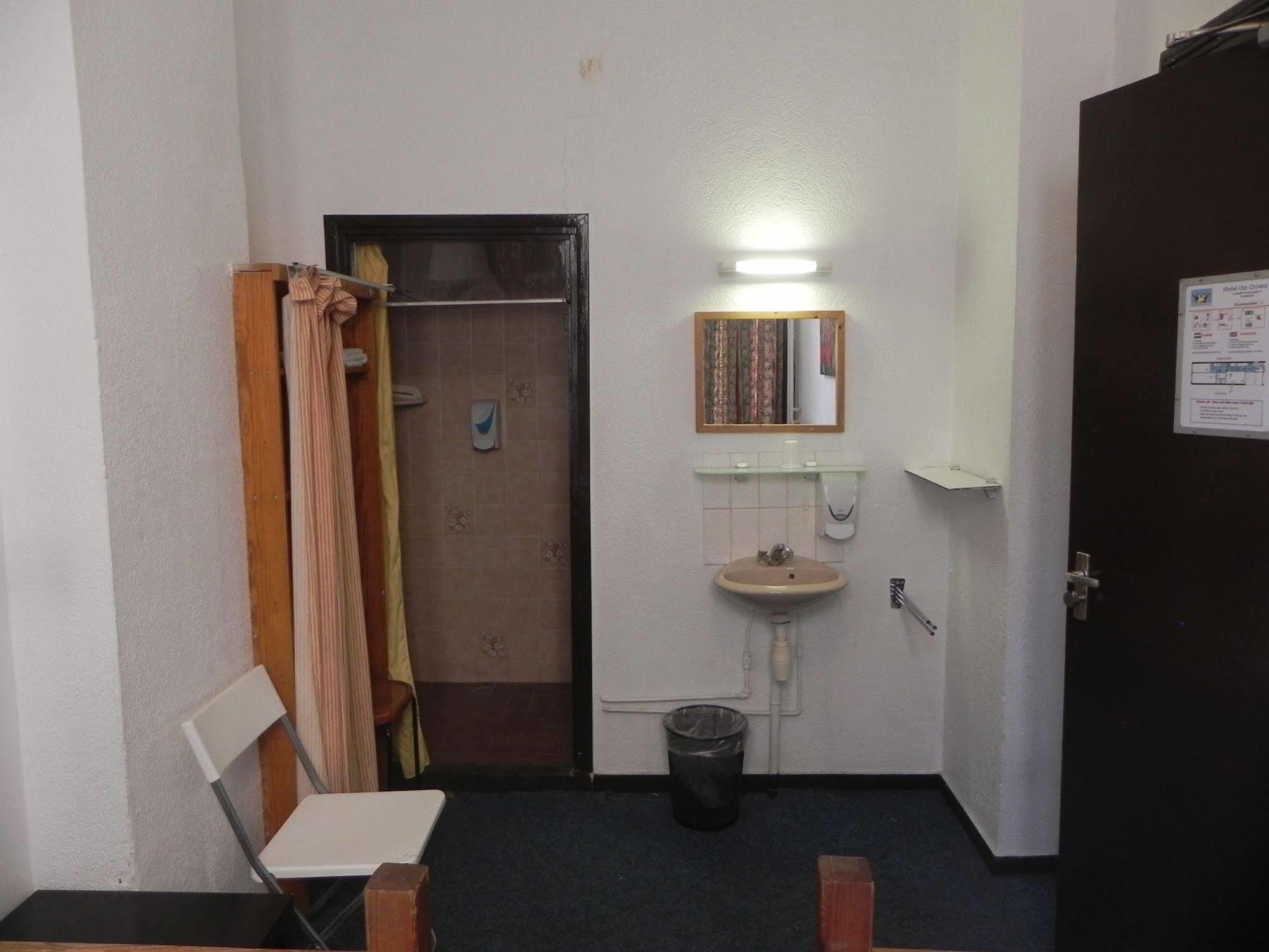 Hotel Crown Amsterdam Bagian luar foto
